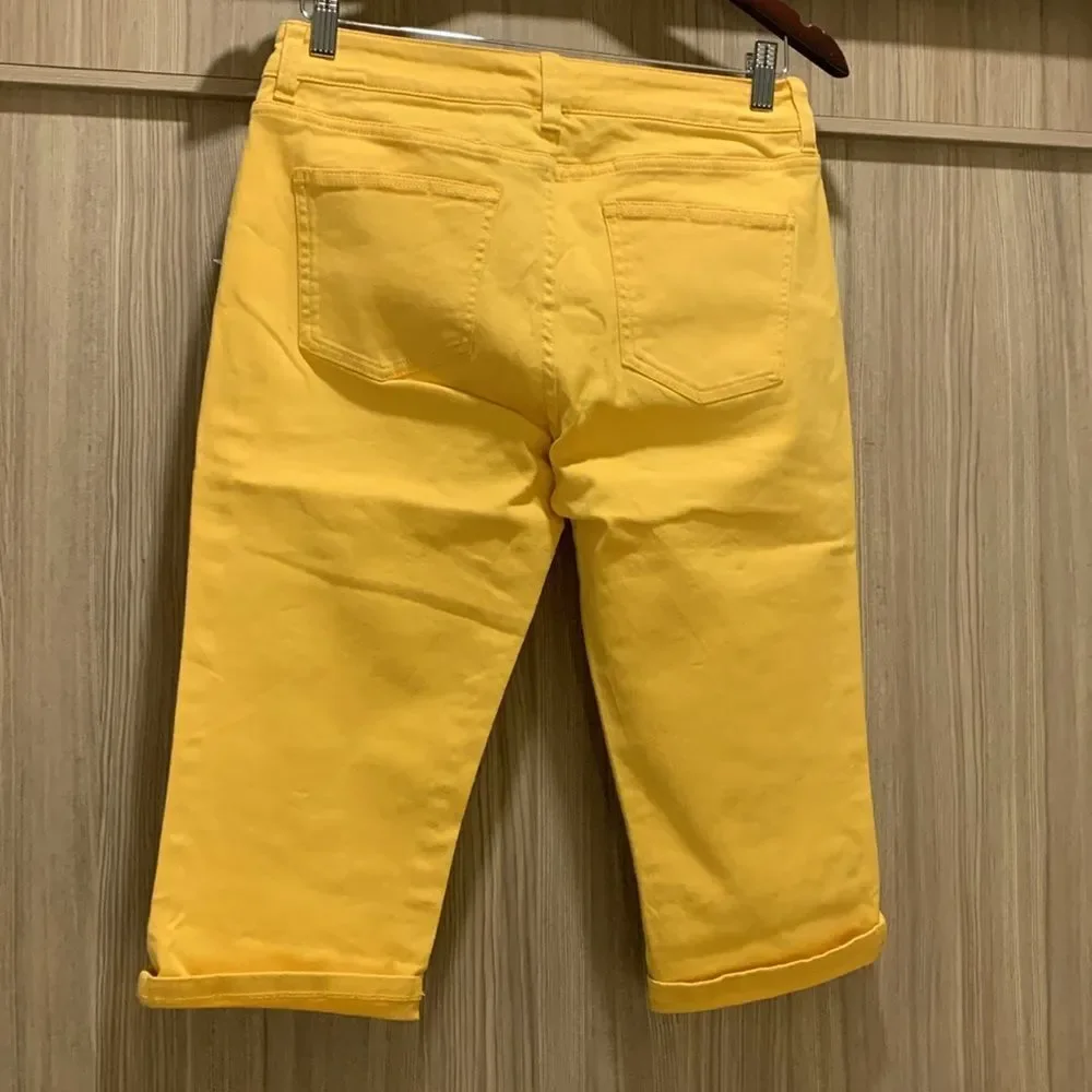 CHAPS Sunlit Yellow Cropped Pants, size 6, NWT - Picture 3 of 8